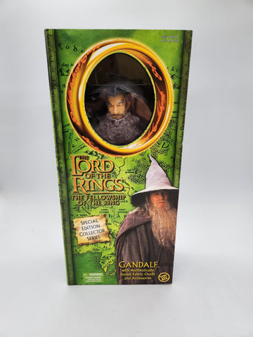 Lord Of The Rings Fellowship Of The Ring Gandalf Special Edition  2001 Toy Biz.