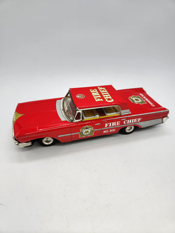 Vtg Tin Litho FRICTION toy Taiyo Japan FIRE CHIEF COMMAND 1960 Ford Sedan car.