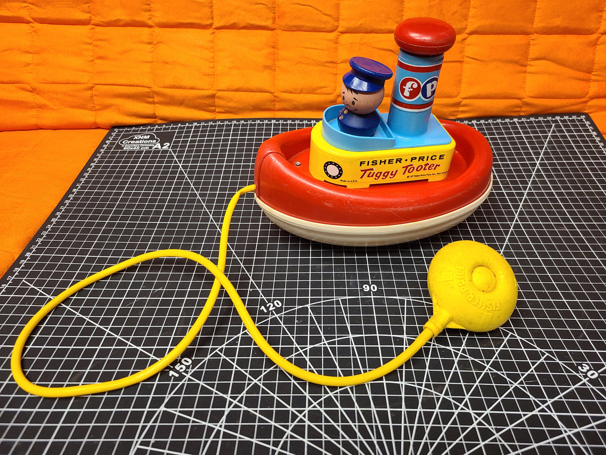 Vintage 1967 Fisher Price Original #139 Tuggy Tooter. – Toy Heaven