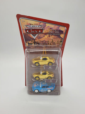Disney Cars Gold Mia Tia & Bling Bling Lightning McQueen Gift 3-Pack Set.