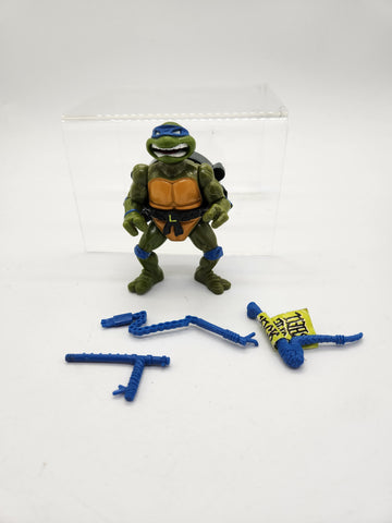 Teenage Mutant Ninja Turtles Talkin Leonardo action figure 1991 Playmates TMNT