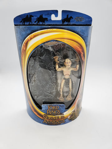 The Lord of the Rings Super Poseable Gollum Figure with Crawling Action Playset 2003.