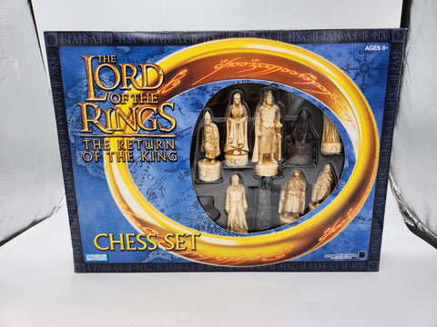 Lord of The Rings Chess Set Game Return Of The King Parker Bros LOTR.