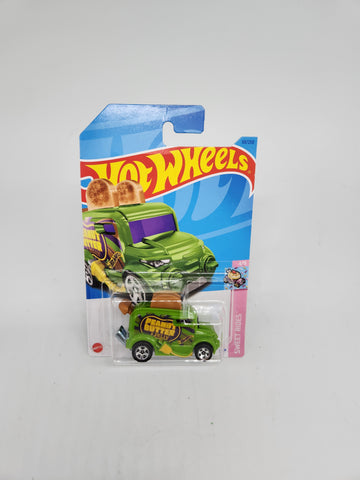 2023 Hot Wheels Car Green ROLLER TOASTER 4/5 Sweet Rides PEANUT BUTTER & JELLY.