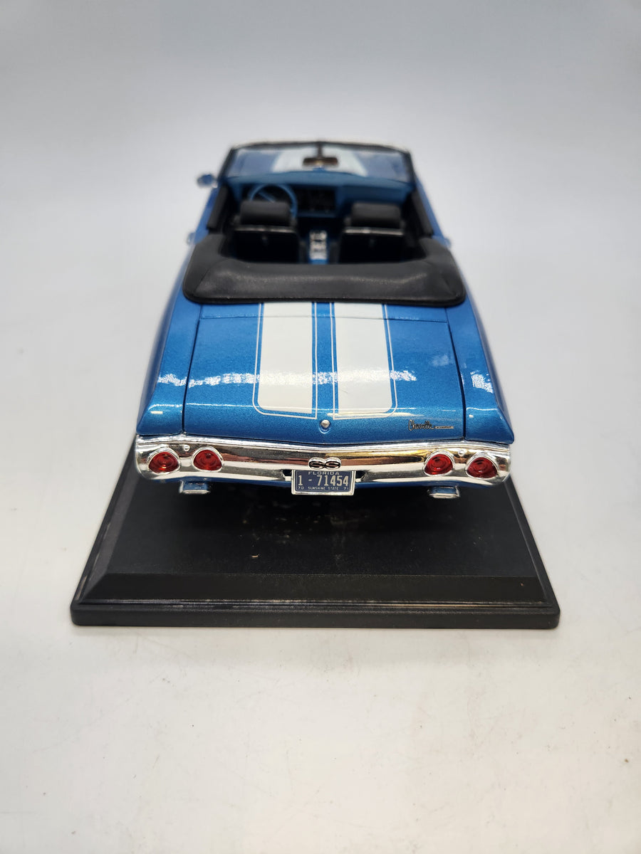 Maisto 1971 Chevrolet Chevelle convertible Diecast 1/18 Scale car. Col ...
