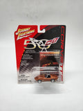 JOHNNY LIGHTNING Celebrating 50 Years of Corvette 9 / 50 1965 Corvette Stingray.