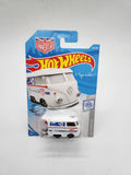Hot Wheels Kool Kombi  Volkswagen White 2/10 Magnus Walker Urban Outlaw HC15.
