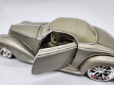 1:18 Foose Design 1936 FORD COUPE Die-cast Car.