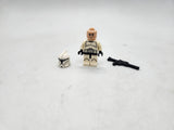 LEGO Minifigure Star Wars sw0910 Clone Trooper Phase 1 Printed Legs Scowl 2D.