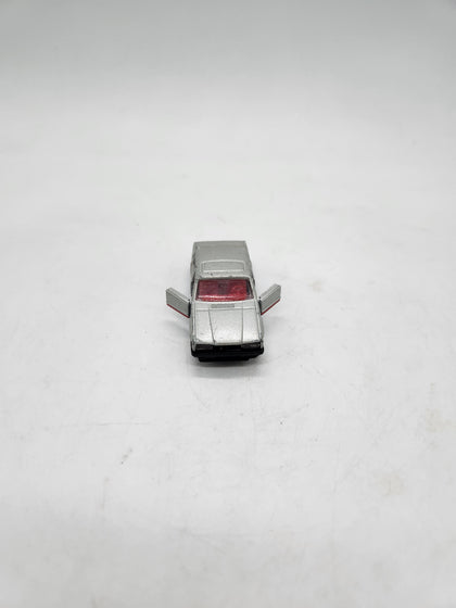 VOLVO 760 GLE Majorette Vintage Car Doors Open 1:64 Scale SILVER W/ RED INTERIOR.