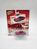 Johnny Lightning Sweet 1970 Plymouth Hemi Cuda #9 Pink.