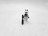 LEGO Star Wars Clone Heavy Trooper with white Visor and Double Blaster.