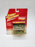 Johnny Lightning 1967 Ford Fairlane GT Mustang & Fords Diecast 1:64 Green.