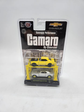 M2 Machines Auto-Lift 2 Pack 1968 Chevrolet Camaro SS 350 Chase 1/64.