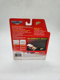 1:64 Johnny Lightning PM 1970 Plymouth Superbird Red Muscle Car USA Metal.