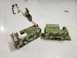1997 Jurassic Park The Lost World Mobile Command Center Fleetwood RV Playset.