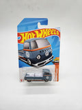 Hot Wheels 2024 Case B Mainline ' Volkswagen T2 Pickup A32.