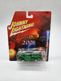 Johnny Lightning 2005 Holiday Classics 1965 Chevrolet Pickup Fleetside 1/64.