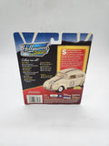 Johnny Lightning Hollywood on Wheels The Italian Job Mini Cooper S White/Black.