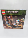LEGO 21272 Minecraft Woodland Mansion Fighting Ring.