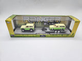 M2 Machines Auto Haulers Ranger XLT 1976 Ford Bronco & 1995 Ford Ranger XLT set.