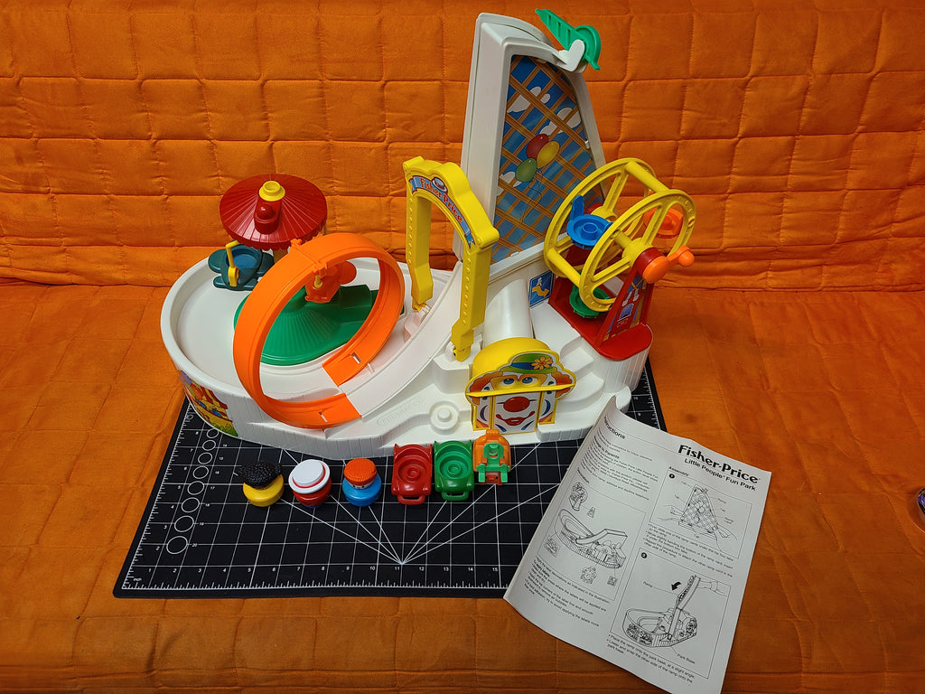1992 Fisher Price Little People Fun Park Toy Play Set Complete - toys &  games - by owner - sale - craigslist
