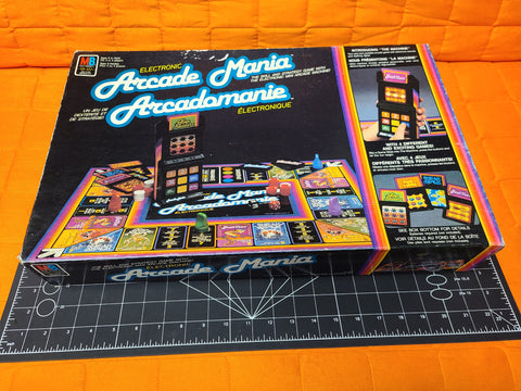 1983 Milton Bradley Electronic Arcade Mania Board Game