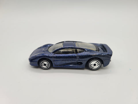 1992 Jaguar XJ220 Hot Wheels Toy Sports Car.