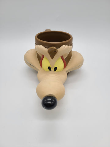 Wile E Coyote  Figural Mug 1992 Looney Tunes KFC Plastic.